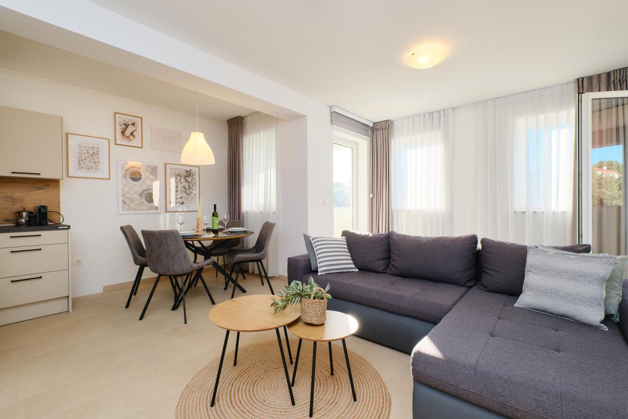 Apartments Divna マリ・ロシニュ エクステリア 写真